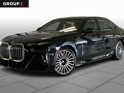 New 2026 BMW 750e xDrive