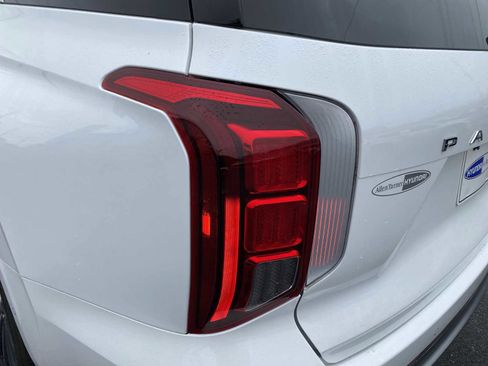 Certified 2024 Hyundai Palisade Calligraphy image 11
