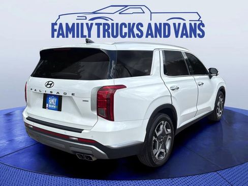 Used 2023 Hyundai Palisade SEL w/ Cargo Package AWD/4WD image 5