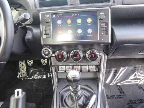 Used 2023 Toyota GR86 Premium image 14