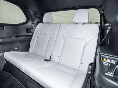 Used 2026 Lexus TX 350 AWD w/ Technology Package image 16