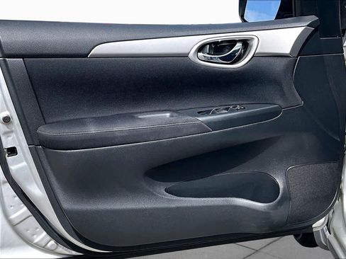 Used 2015 Nissan Sentra S FWD image 21