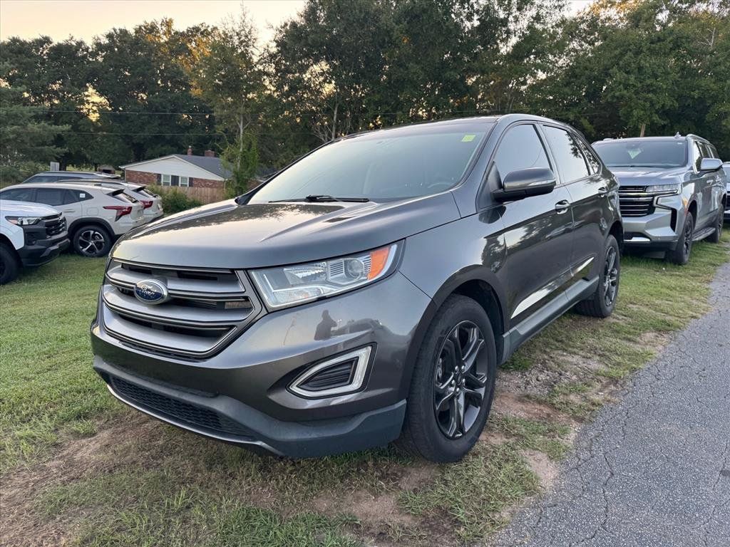 Used 2018 Ford Edge SEL w/ Equipment Group 201A FWD image 8