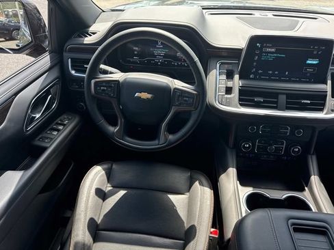 Used 2023 Chevrolet Tahoe High Country w/ Premium Package 2 AWD/4WD image 19