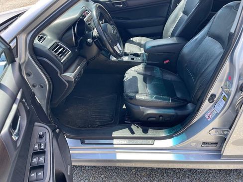 Used 2017 Subaru Legacy 2.5i Limited AWD/4WD image 10