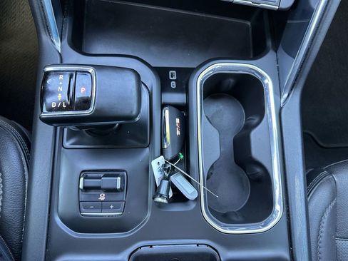 Used 2024 GMC Sierra 1500 Denali AWD/4WD image 29