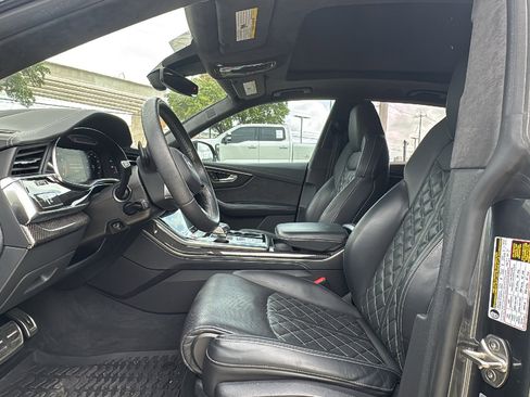 Used 2022 Audi SQ8 Prestige AWD/4WD image 9