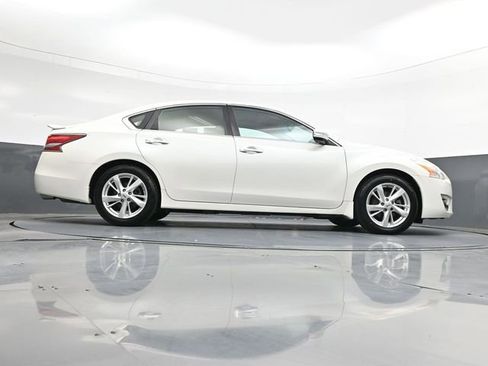 Used 2015 Nissan Altima 2.5 SL w/ Technology Package FWD image 32