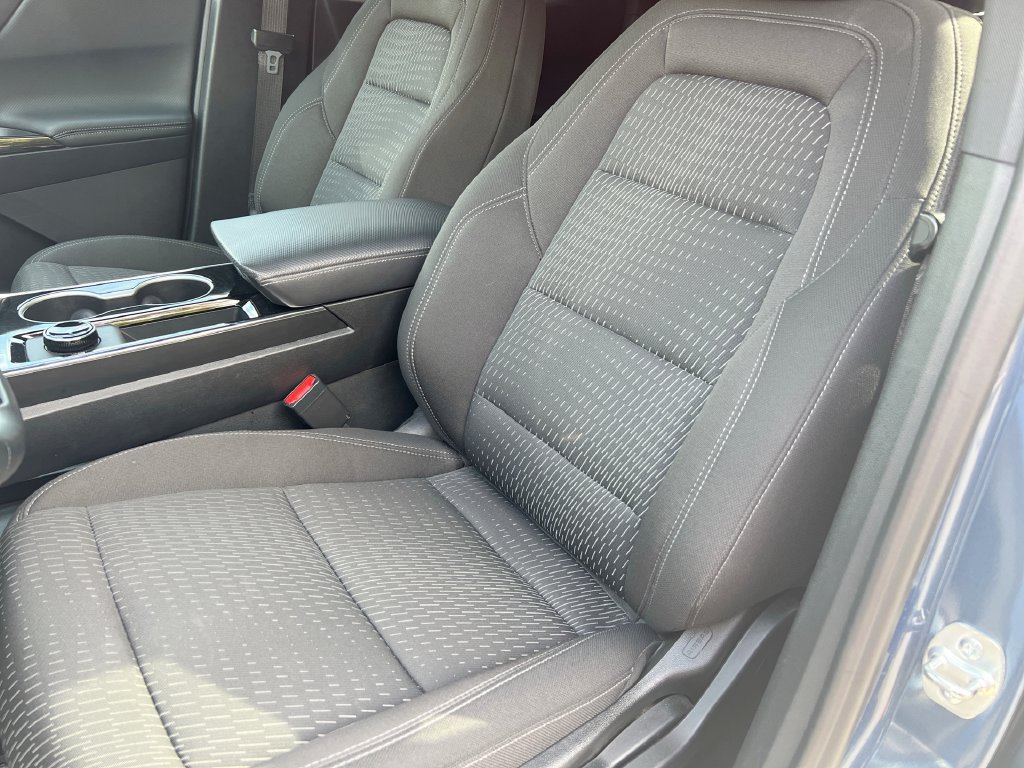 Used 2026 Chevrolet Equinox LT AWD/4WD image 20