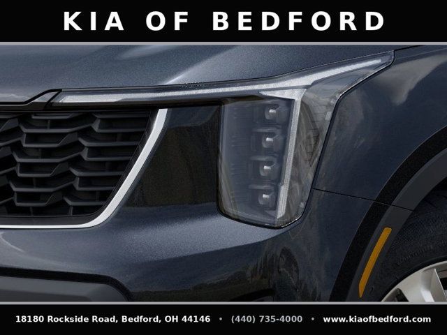 Used 2025 Kia Sorento LX FWD image 12