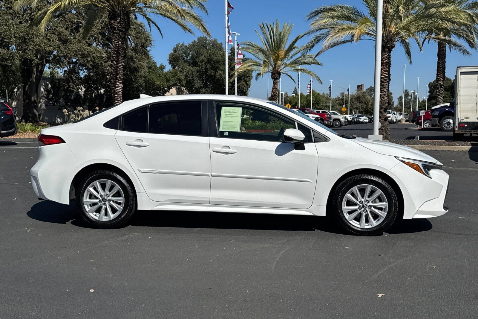 Used 2025 Toyota Corolla LE w/ LE Premium Package FWD image 2