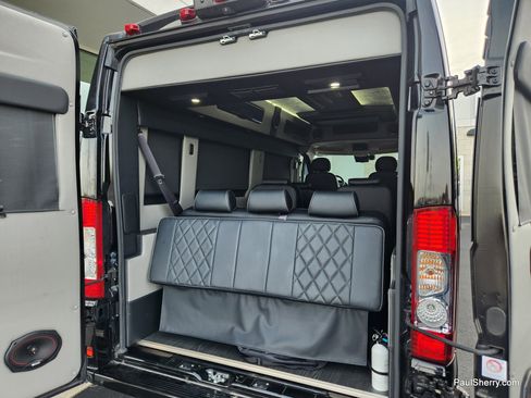 Used 2023 RAM ProMaster 2500 w/ Driver Convenience Group FWD image 18