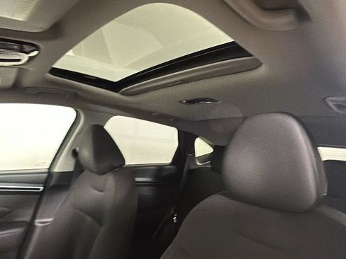 Certified 2022 Hyundai Tucson SEL w/ Convenience Package AWD/4WD image 16