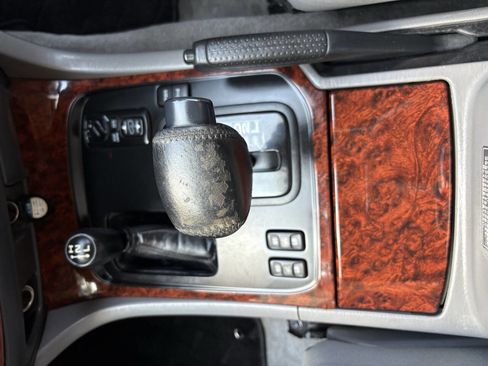 Used 1998 Toyota Land Cruiser image 14