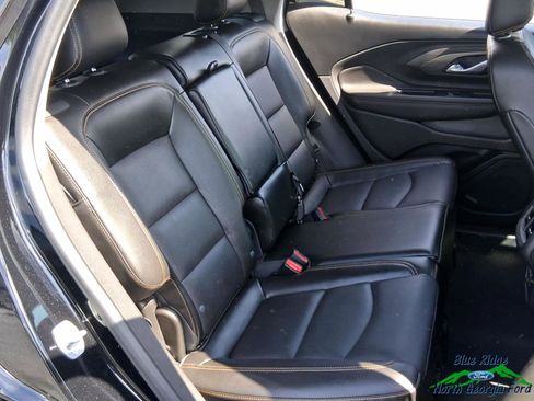 Used 2021 GMC Terrain SLT w/ Infotainment Package II FWD image 13