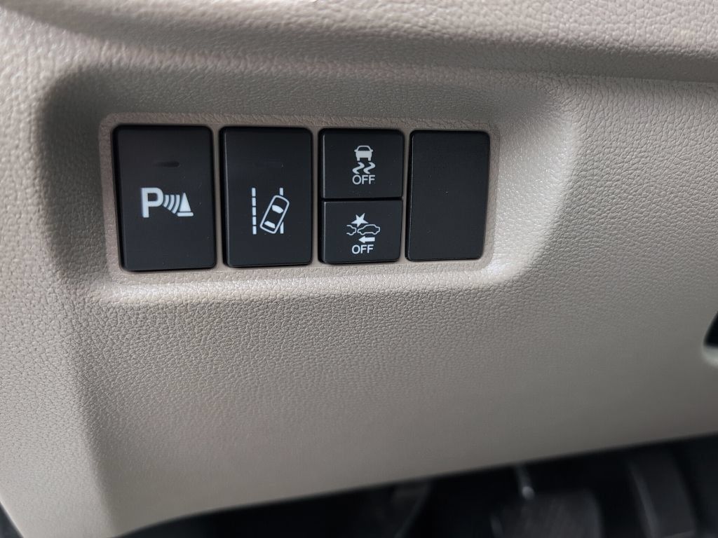 Used 2017 Honda Pilot Touring image 15