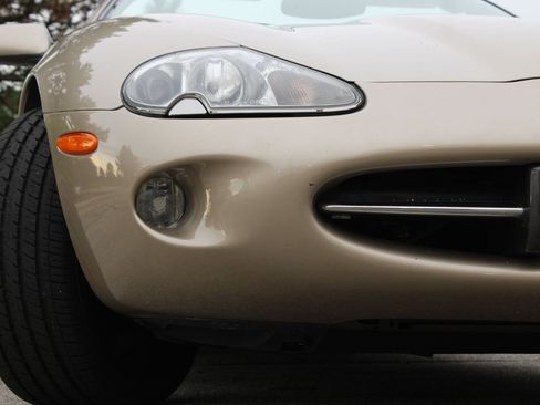 Used 1999 Jaguar XK8 Convertible RWD image 39
