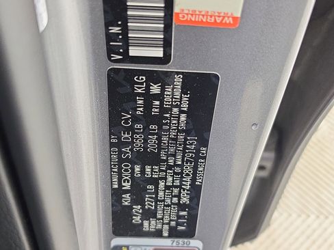 Used 2024 Kia Forte GT FWD image 41