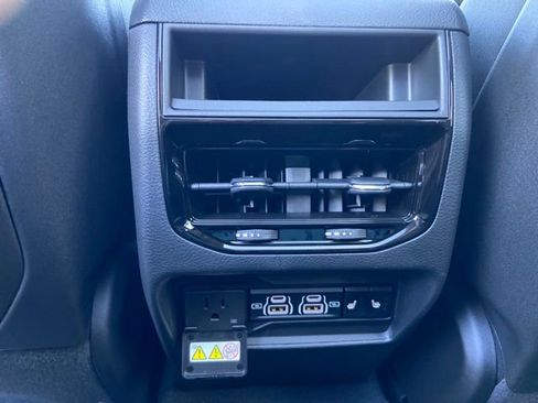 Used 2023 Jeep Grand Cherokee 30th Anniversary image 12