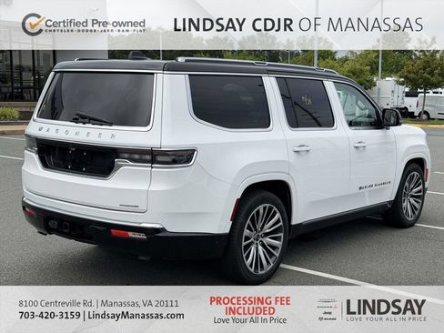 Certified 2024 Jeep Grand Wagoneer Series III w/ Rear Seat Video Group 1 AWD/4WD image 9