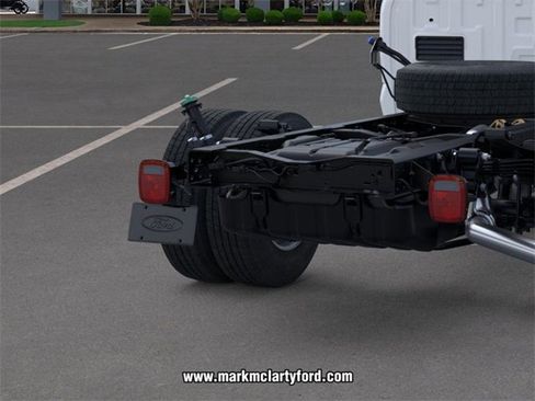 New 2026 Ford F350 XL w/ XL Chrome Package image 21