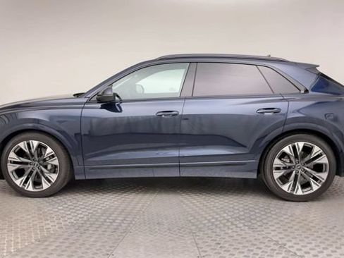 Used 2025 Audi Q8 Premium Plus AWD/4WD image 5