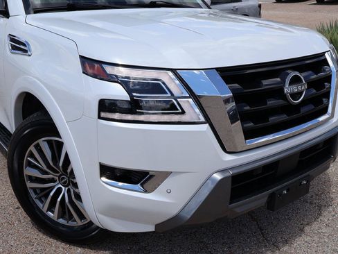 Used 2023 Nissan Armada SL w/ Captain's Chairs Package RWD image 8