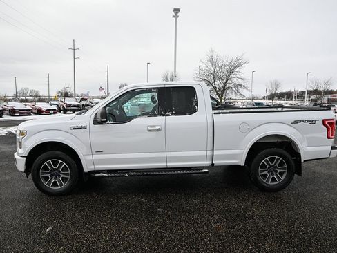 Used 2015 Ford F150 XLT w/ Equipment Group 302A Luxury image 8