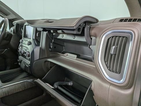 Used 2022 GMC Sierra 1500 Denali w/ Denali Reserve Package AWD/4WD image 38