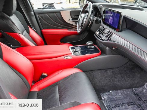 Used 2023 Lexus LS 500 F Sport image 12