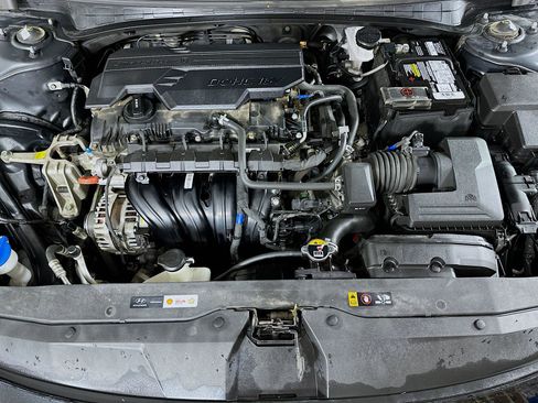 Used 2022 Hyundai Elantra SEL FWD image 27
