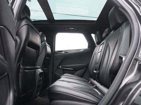 Used 2019 Lincoln MKC Reserve w/ MKC Climate Package image 39