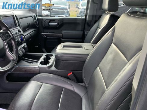 Used 2022 Chevrolet Silverado 1500 LTZ w/ Technology Package image 18