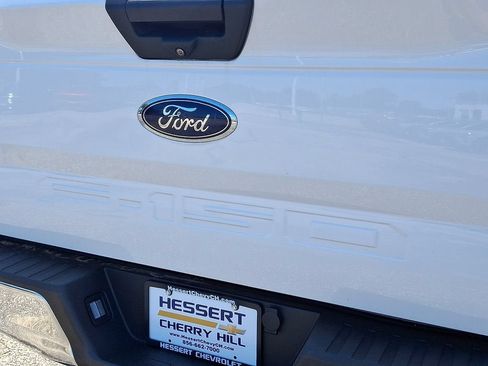 Used 2018 Ford F150 XLT AWD/4WD image 31