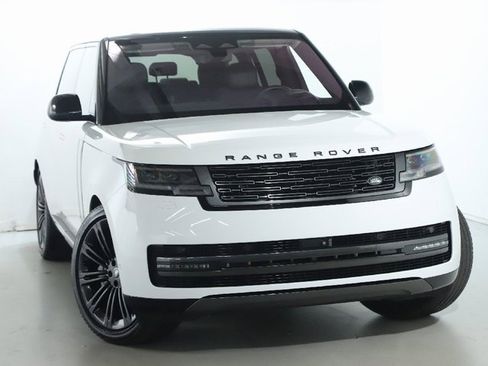 Certified 2022 Land Rover Range Rover Long Wheelbase SE image 2