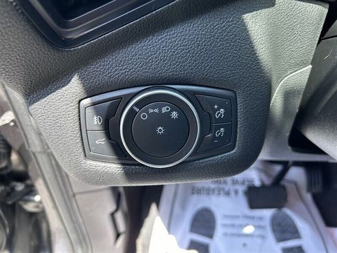 Used 2018 Ford Escape SE w/ SE Sport Appearance Package FWD image 26