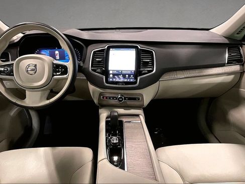 Certified 2024 Volvo XC90 B6 Plus w/ Protection Package Premier AWD/4WD image 7
