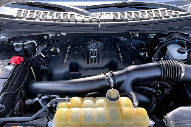 Used 2019 Lincoln Navigator Reserve AWD/4WD image 31