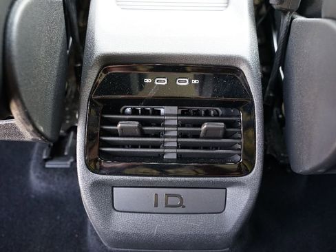 Used 2021 Volkswagen ID.4 Pro S RWD image 10