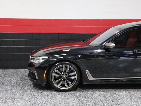 Used 2017 BMW M760i xDrive image 21