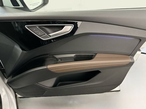 Used 2024 Audi Q4 e-tron Premium Plus w/ Premium Plus image 35