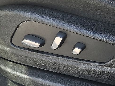 New 2025 Cadillac XT6 Sport w/ LPO, Onyx Lite Package image 26