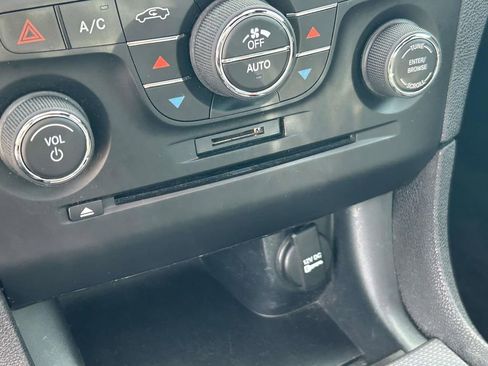 Used 2014 Dodge Charger R/T AWD/4WD image 29