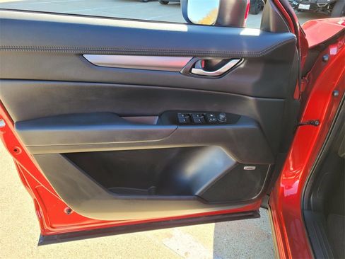 Used 2020 MAZDA CX-5 Touring image 18