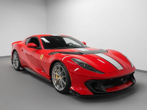 Certified 2023 Ferrari 812 Competizione RWD image 21