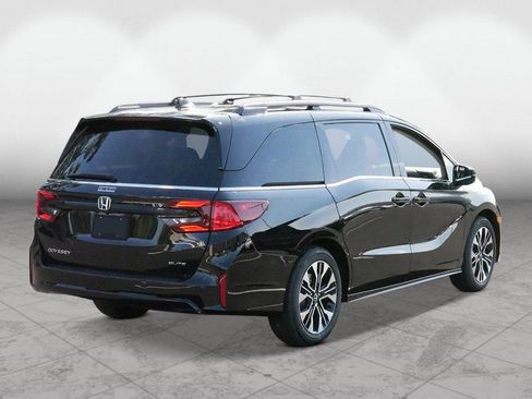 New 2026 Honda Odyssey Elite image 5