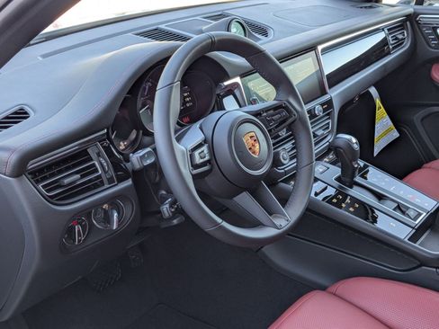 New 2026 Porsche Macan Turbo image 4