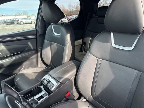 Used 2022 Hyundai Santa Cruz Limited image 35