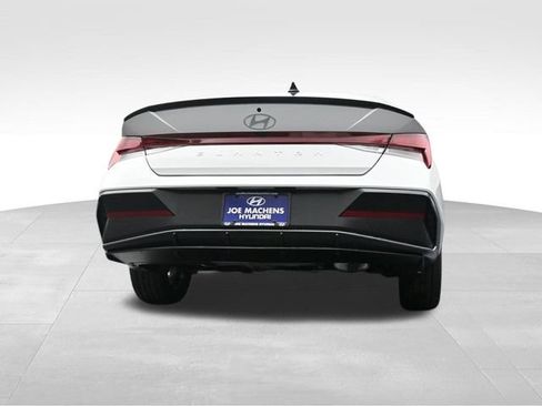 New 2026 Hyundai Elantra SEL Sport Premium FWD image 35