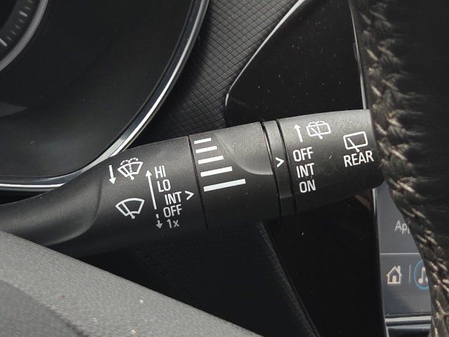 Used 2023 Chevrolet TrailBlazer LT AWD/4WD image 40